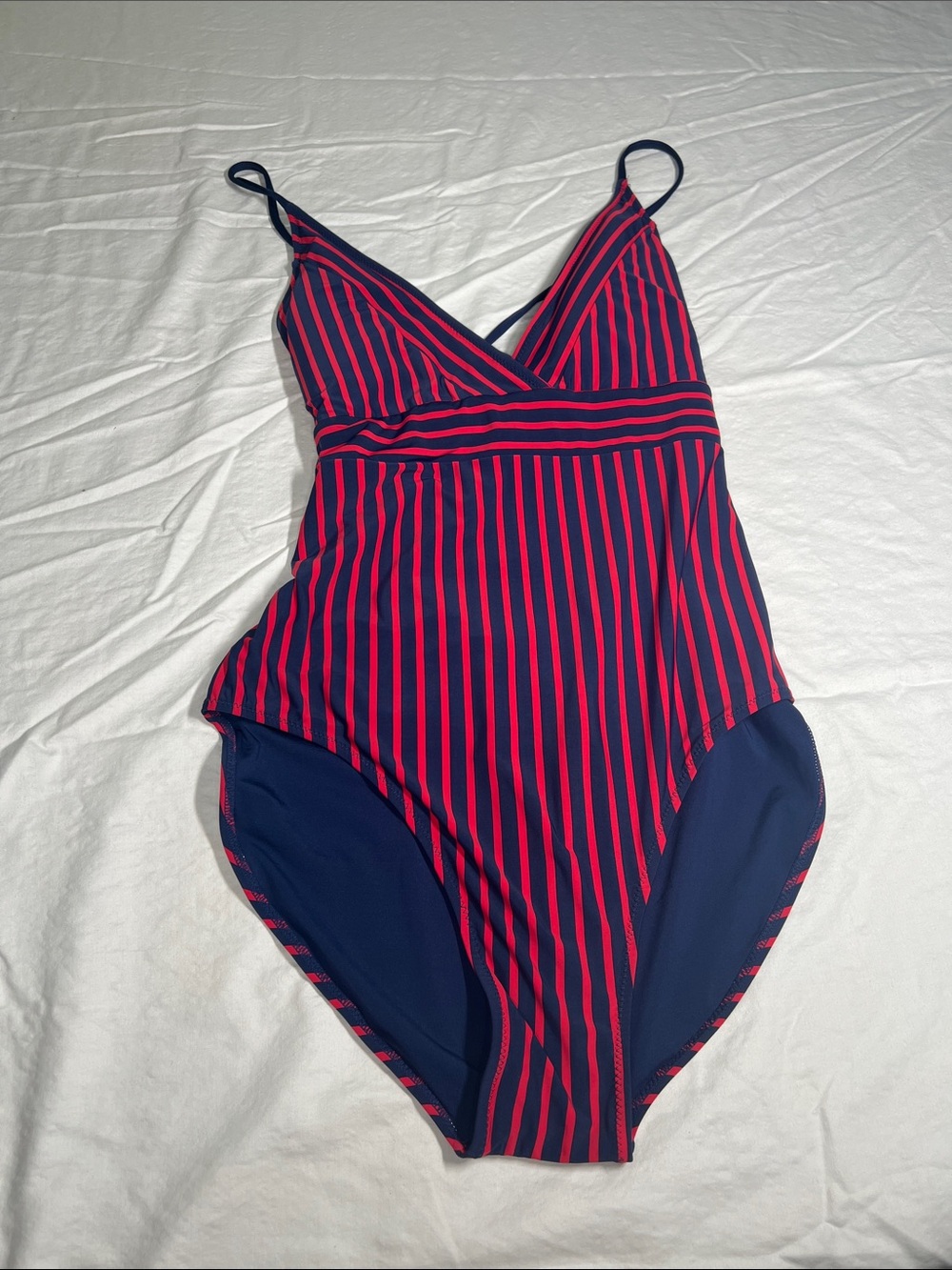 Vineyard Vines Striped Navy & Redish Crisscross One-Piece Swimsuit Large
